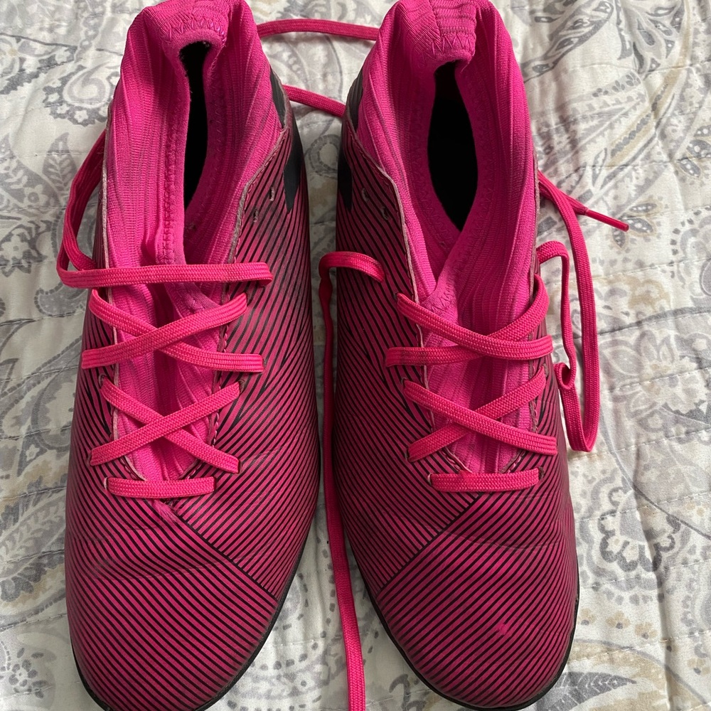 Turf cleats